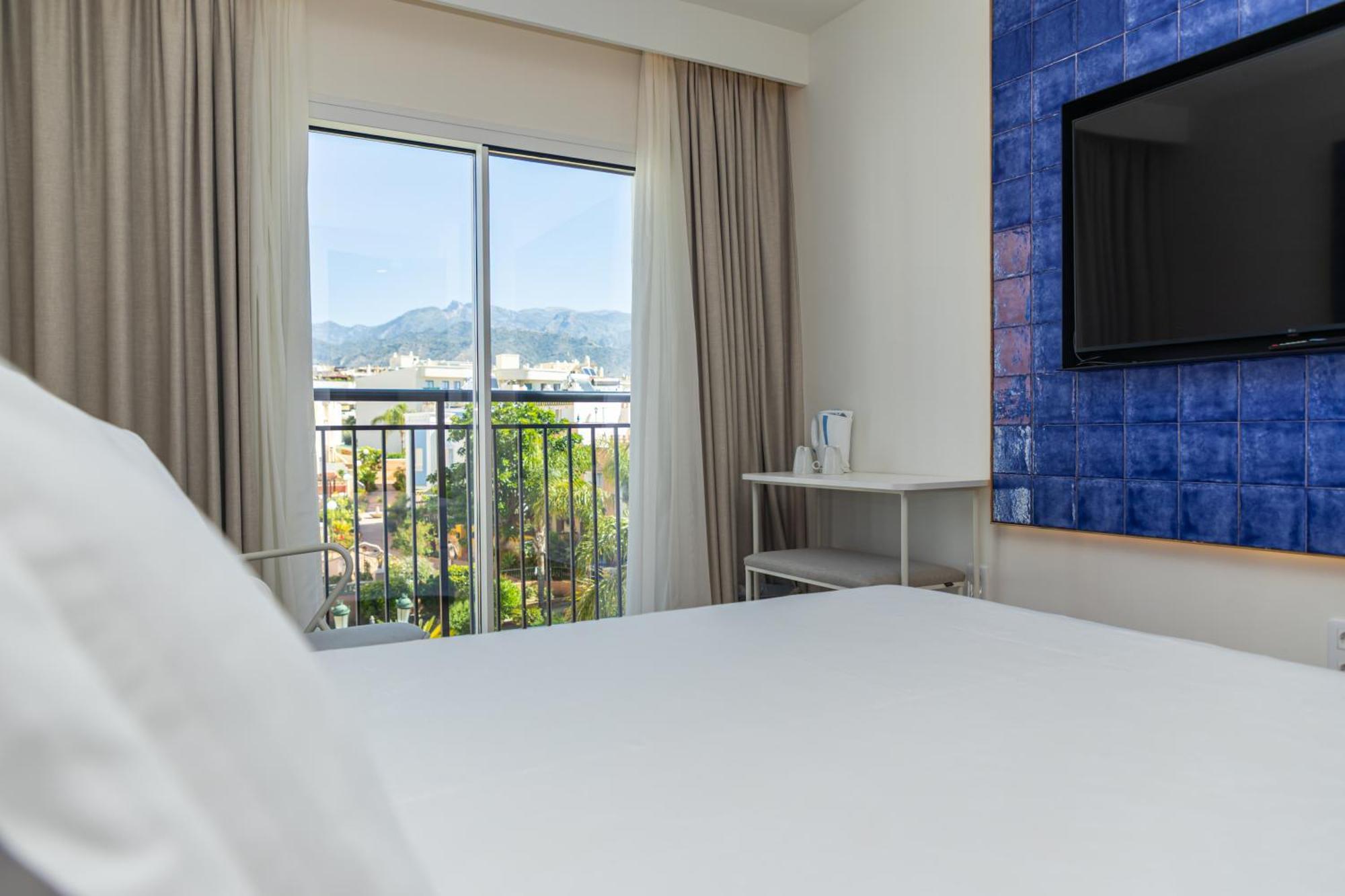 Perla Marina Hotel Nerja Luaran gambar