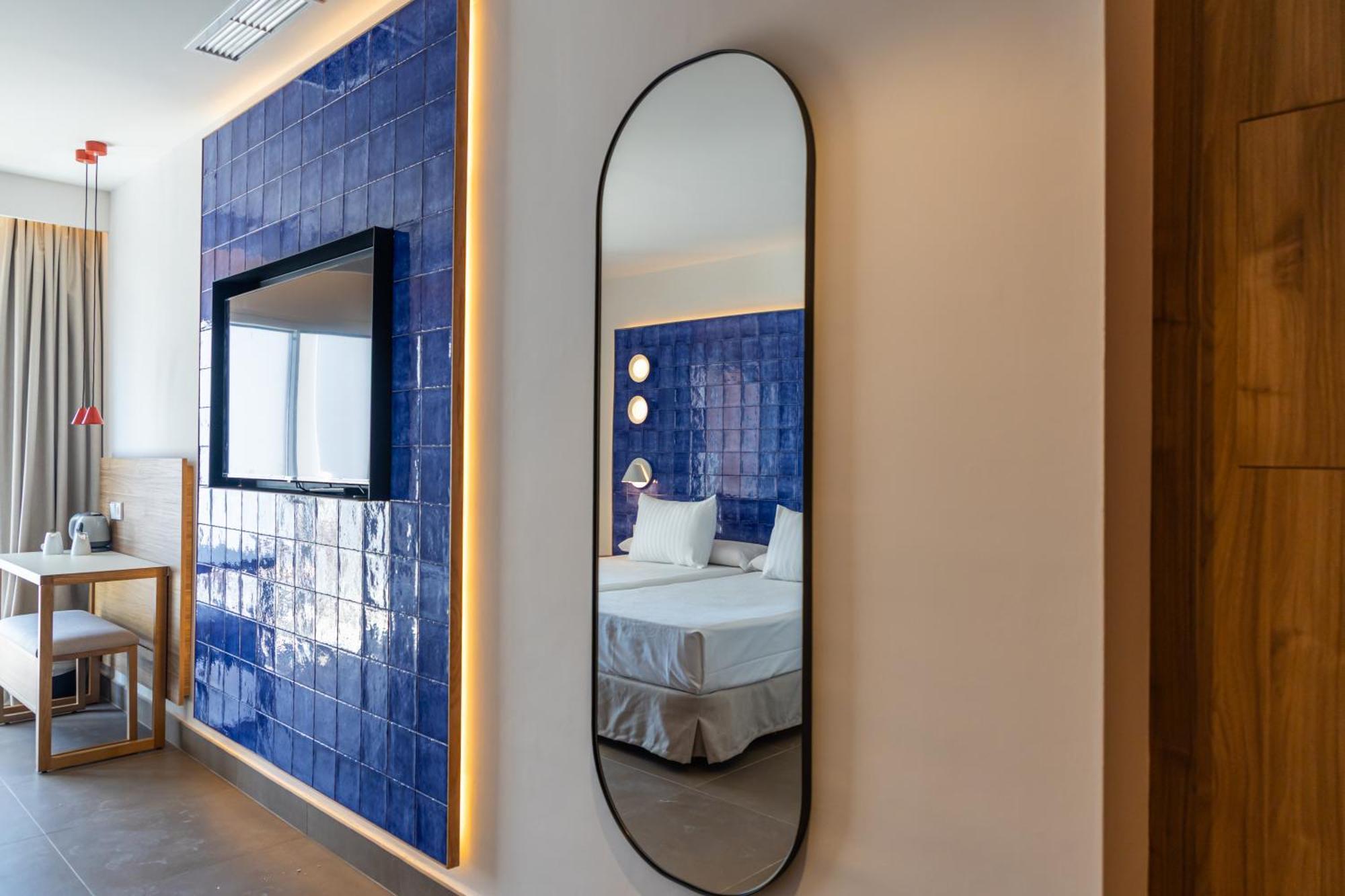 Perla Marina Hotel Nerja Luaran gambar